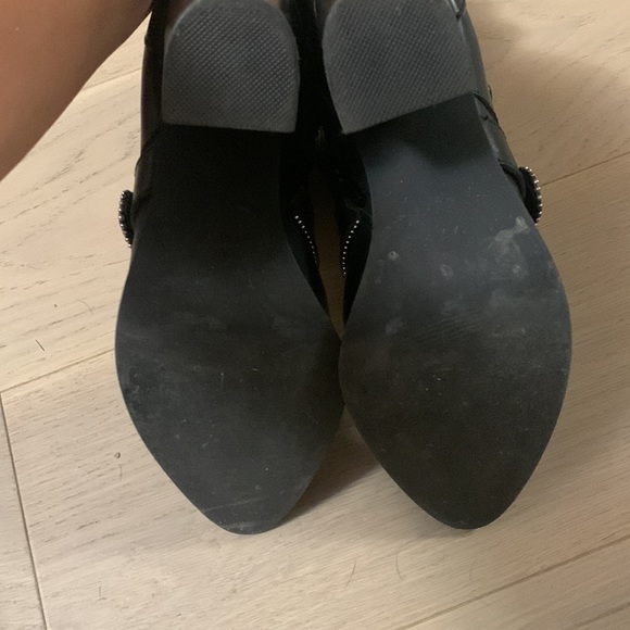 Steve Madden booties. - Picture 7 of 9